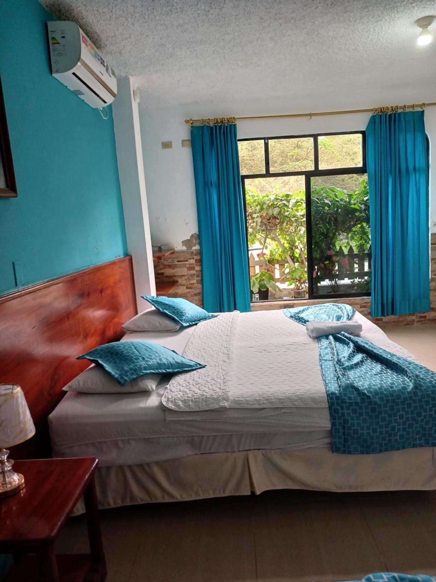 Hotel La Gran Tortuga - ᯤ Starlink Puerto Villamil Quarto foto